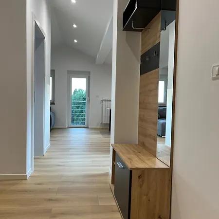 Апартаменты Charming Alpine With Sauna